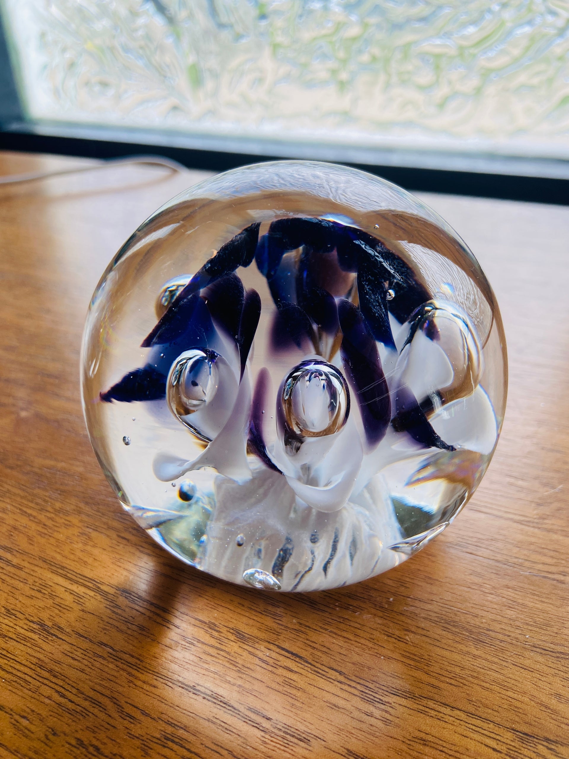 5-Lily Paperweight