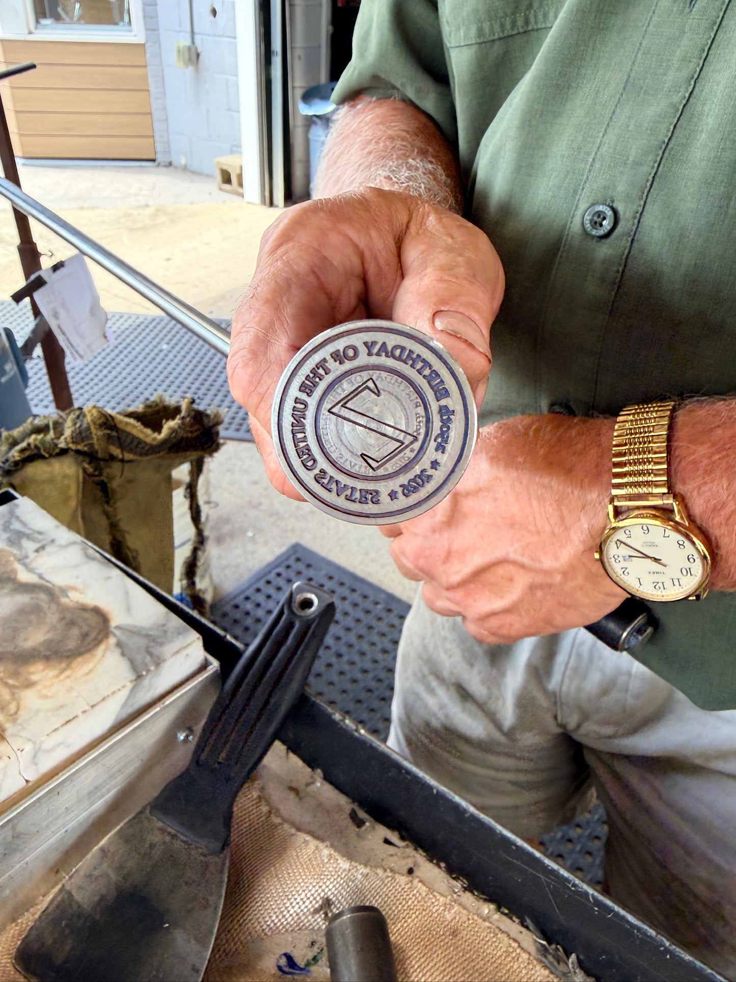 250 Commemorative Stamp: Patriotic Paperweight